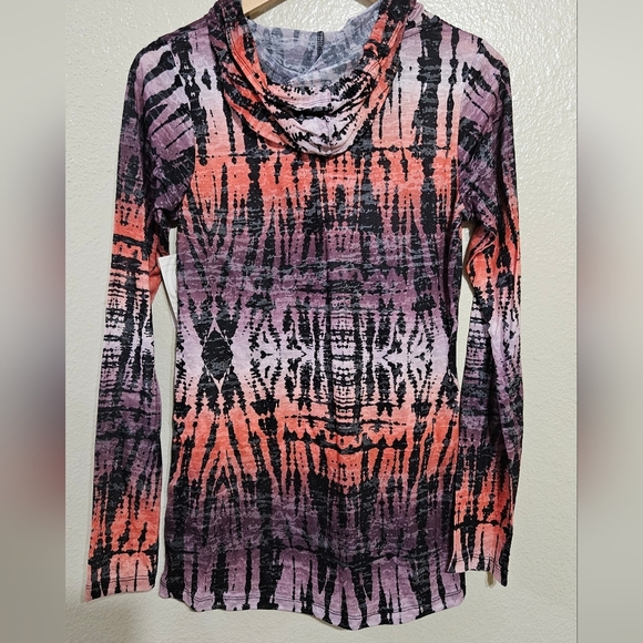 Balance Collection Black and Pink Long Sleeve Tie Front Blouse - Picture 7 of 8